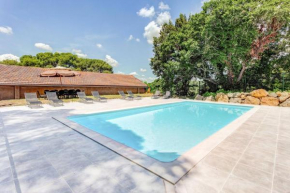 Hotels in Aumes